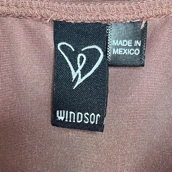 Windsor Square Neck Ruched Floor Length Prom Dress Pink Size Medium - Picture 4 of 4